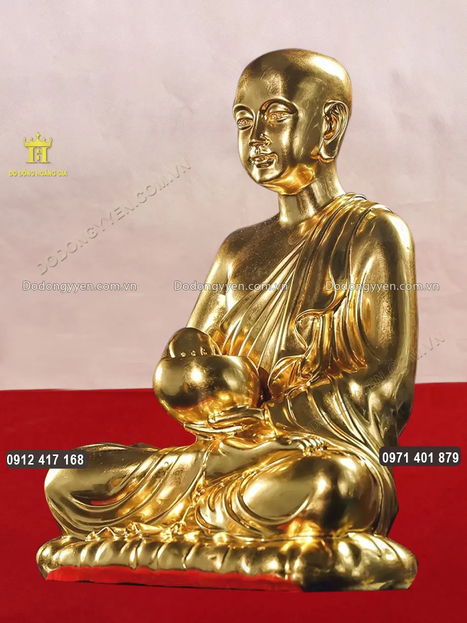 Vật phẩm n&ecirc;n được đặt thờ phụng tại nơi sạch sẽ, uy nghi&ecirc;m